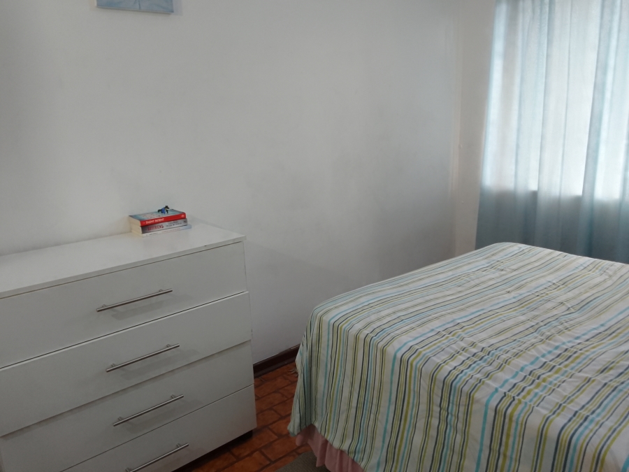 2 Bedroom Property for Sale in Amalinda Eastern Cape